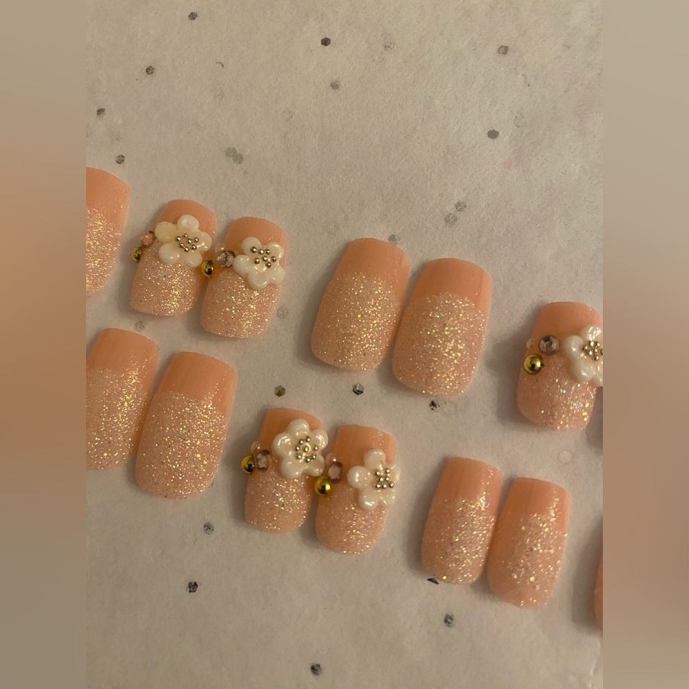 New French Bridal Nails PINK Manicure Floral Bling Jewels Pink Silver Daisy OS - Picture 6 of 14